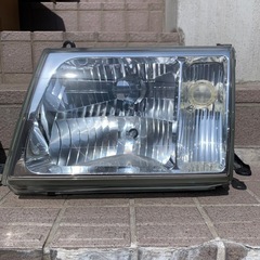 ランドクルーザー100 純正ヘッドライト　ランクル100中期 の画像