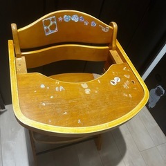 カトージ　ハイチェア　木製の画像