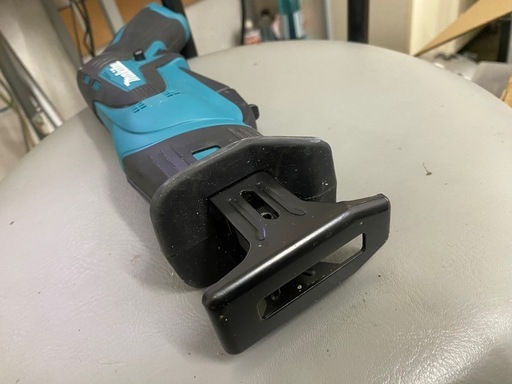 マキタ 充電式レシプロソー JR101D （バッテリー2個・充電器付き）中古　リサイクルショップ宮崎屋佐土原店R8.3.26