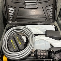 充電式 高圧洗浄機 コードレス高圧洗浄機 強力噴射 自吸式 洗車機 2個バッテリー付き PSE認証済 収納ケース 軽量 持ち運び便利 初心者向け 日本語取扱説明書付の画像