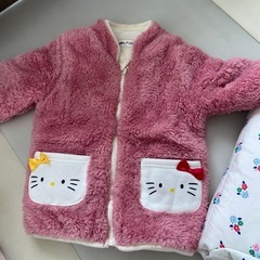 子供の服の画像