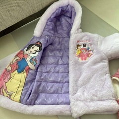 子供の服の画像