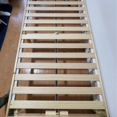 f●t■シングル 脚付きすのこベッドフレーム【W975×D200×H8〜34cm】の画像