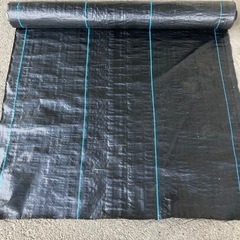 【防草シート】長さ約150m⭐️未使用・未開封⭐️訳あり品⭐️ 雑草抑止/農地/駐車場/敷地等
の画像