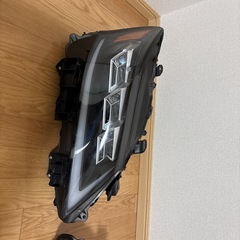 レクサス　GS ヘッドライト　社外品　ジャンクの画像