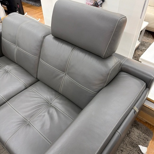 ケルビンジョルマーニ　2.5人掛けソファ【店頭取引限定】【中古品】早い者勝ち！?足立区近郊配送可能！！ 