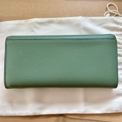 美品✨ FURLA 長財布 グリーン 本革 レディースの画像