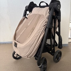 サイベックス　ベビーカーメリオカーボン折りたたみ可　新生児OKの画像