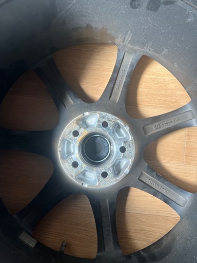 225/40R18