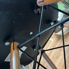 ダイニングシェルチェアの画像