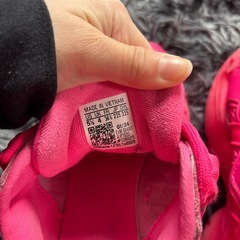 adidas厚底22.5🩷の画像