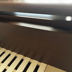 セミダブルベッドフレームの画像