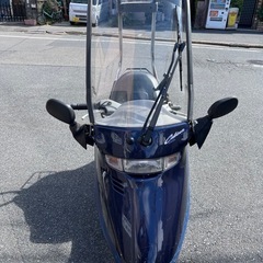 ホンダ　キャビーナ50 屋根付きバイク　ウーバーの画像