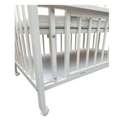 人気ブランド MIKI HOUSE（ミキハウス）ベビーベッド｜可愛いデザイン・キャスター付き の画像