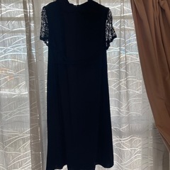 マタニティー用パーティードレスの画像