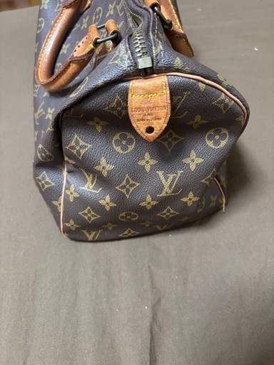 VUITTON