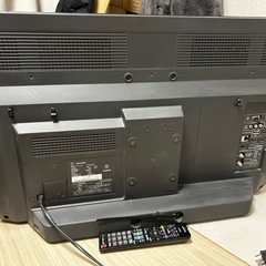 SHARP AQUOS  32型テレビの画像