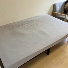 セミダブルベッドの画像