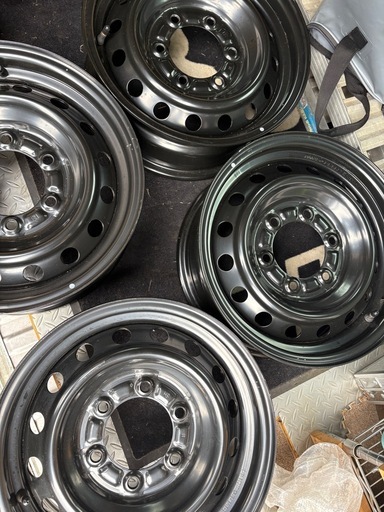 【最終価格】トヨタ純正　ハイエース鉄チンホイール　新車外し