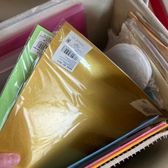 【無料】色紙　ルーズリーフ　使い捨てスリッパの画像