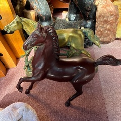 鋳物馬置物２点の画像