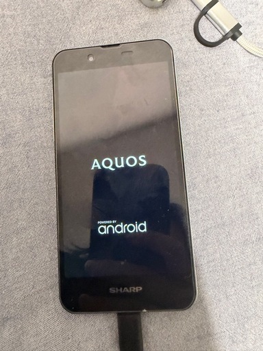SHARP  AQUOS スマホ　中古
