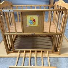 ベビーベッドの画像