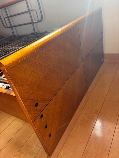 プラッツ
電動ベッド 