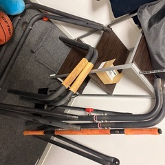 ぶら下がり健康器 懸垂マシンの画像