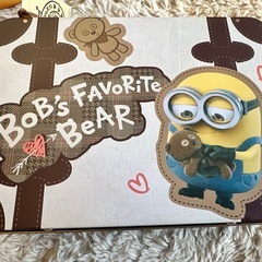 ハンバーガー貯金箱＆お菓子の缶(ミニオン、ミッキー)の画像