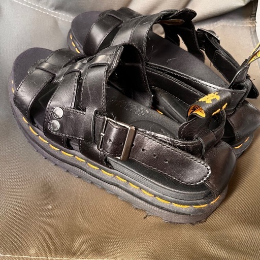 Dr. Martens ドクターマーチン スポーツサンダル