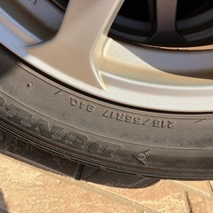 スタッドレスタイヤの画像