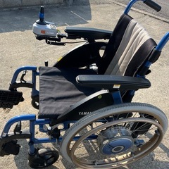 ヤマハの電動車椅子の画像
