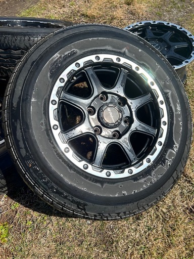 ハイエース　195/80R15サマータイヤ付きホイール