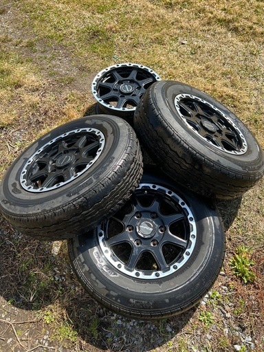 ハイエース　195/80R15サマータイヤ付きホイール