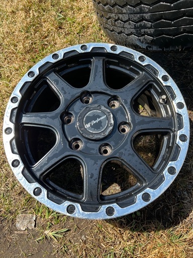 ハイエース　195/80R15サマータイヤ付きホイール