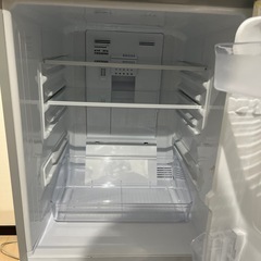 シャープ冷蔵庫の画像