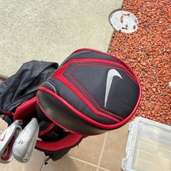 子供用ゴルフ道具の画像