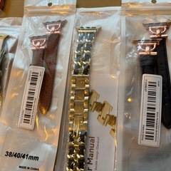 未使用‼️Apple Watch バンド5ヶ　カバー1ヶの画像