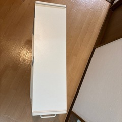 押し入れ収納ラック(本棚?)キャスター付きの画像