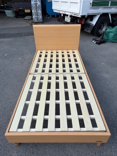 France bed フランスベット製　シングルベッド　ベットフレーム付き
