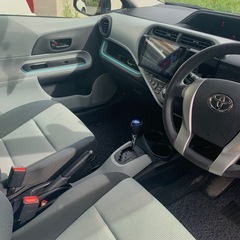 アクア　ハイブリッド　急ぎです。の画像