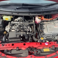 アクア　ハイブリッド　急ぎです。の画像