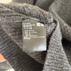 ユニクロ　ニット　　　新品未使用の画像