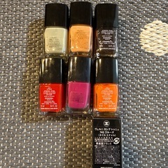 CHANEL ネイルカラー 8本セットの画像