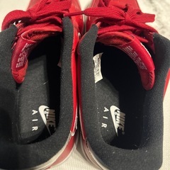 NIKEのスニーカーの画像