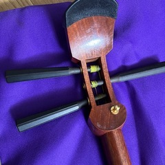 ジャンク品　初心者おすすめ　津軽三味線　太棹　正寸　合皮　花梨　胴掛け　糸付属の画像