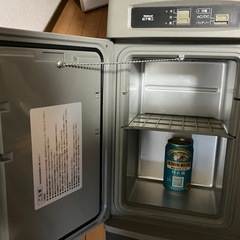パナソニックポータブル冷温庫　アウトドア用　西名阪道法隆寺インター付近の画像