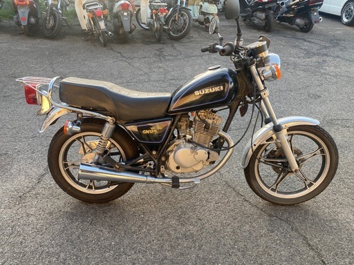 スズキ　GN125 書付　実動　低走行　ベース