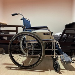 【タイヤ交換可】車椅子の画像
